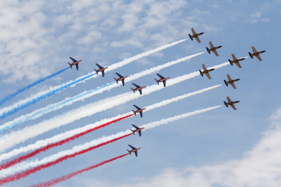 Insolite | La Patrouille de France au-dessus du CHU de Dijon pour remercier les soignants