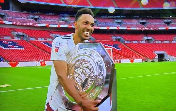 Aubameyang to sign new Contract With Arsenal