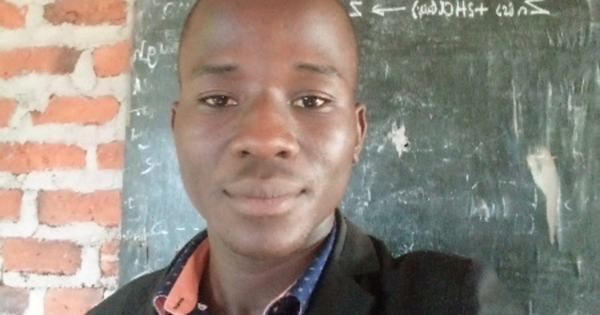 I want to pay for my university fees, to become a nurse | Kazibwe Patrick | Airfunding