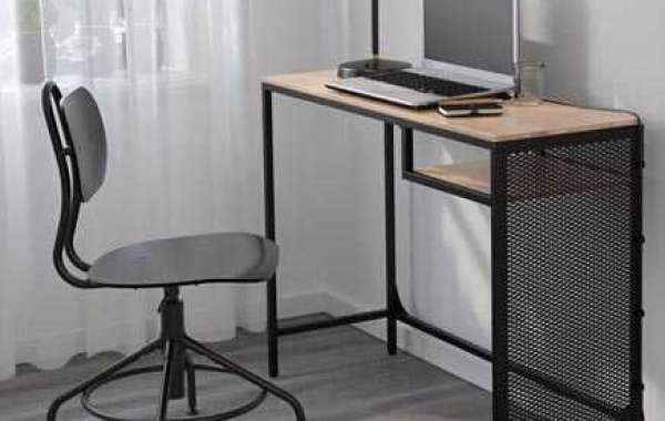 Simple and warm computer desk stalk can be integrated into the home environment
