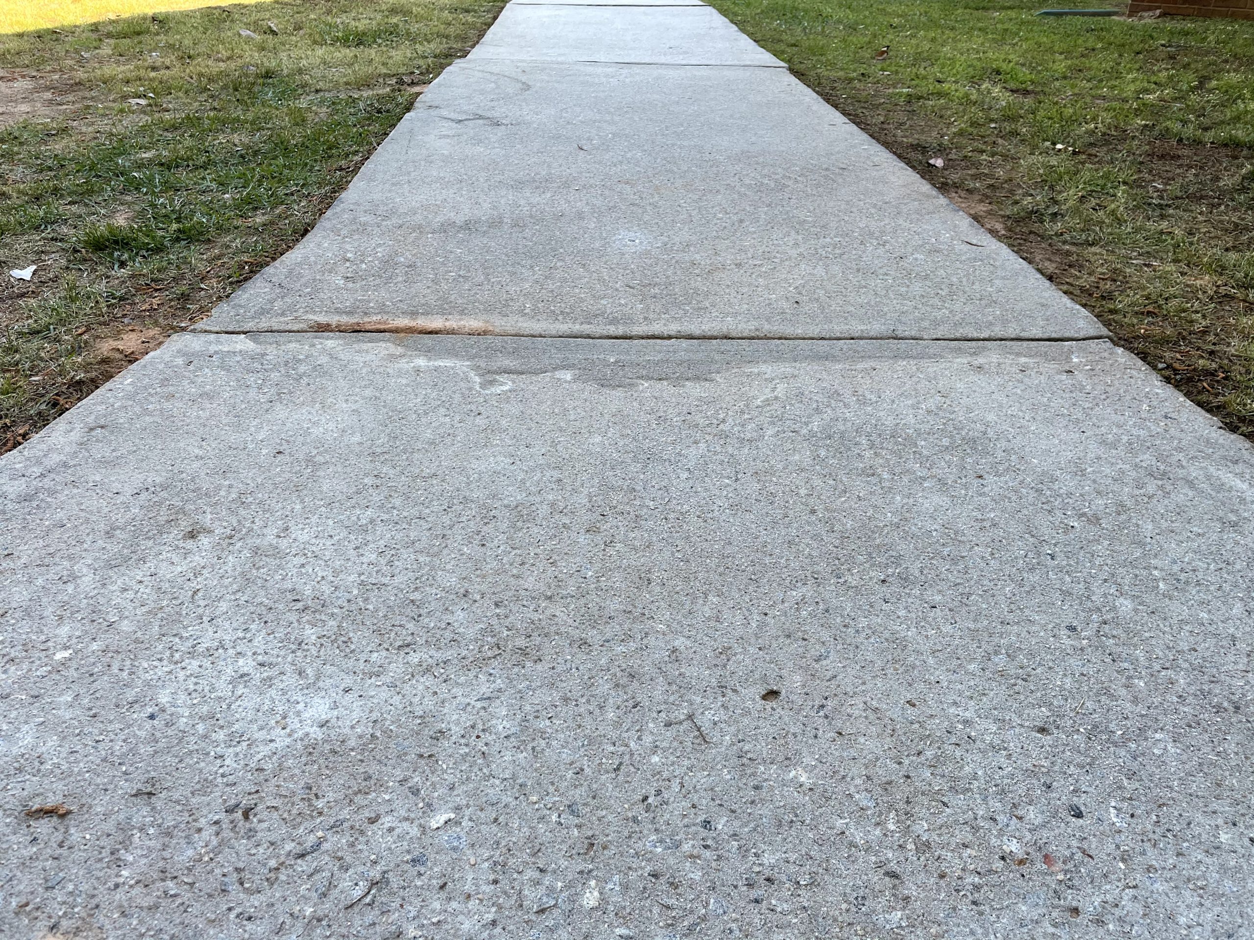 Side Walks Leveling in Macon GA | Repair Lifting Concrete Sidewalk Georgia