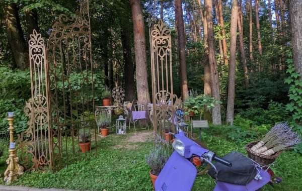 Types of property fences and their benefits.