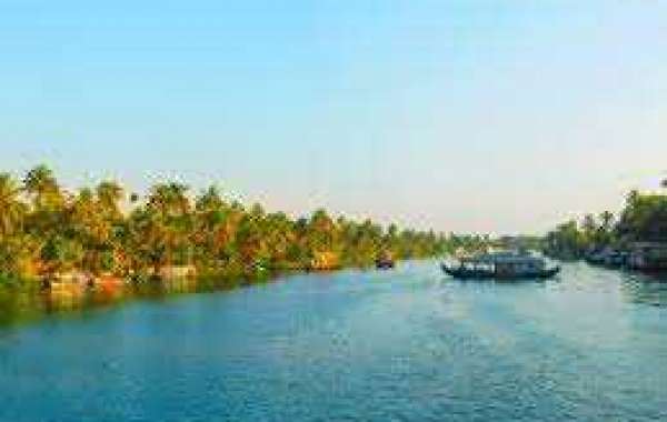 Kumarakom in Kottayam, Places to visit, Hotels, Restaurants
