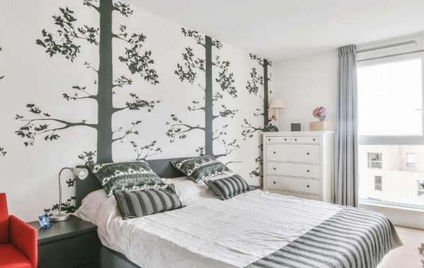 Restoring Your Walls: Reputable Contractors for Wallpaper Removal
