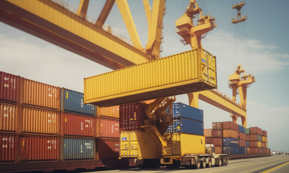 What is Drayage and its Role in Logistics?
