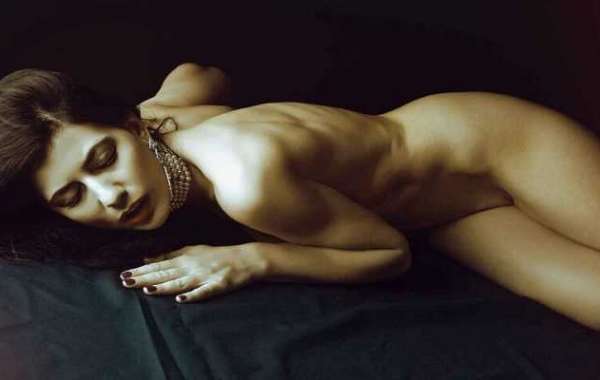 Aerocity Call Girl Service with Complimentary InCall