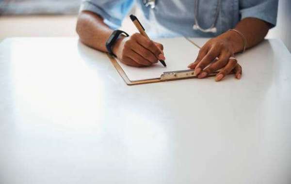 What Are the Secrets to Crafting a Strong Nursing Essay?