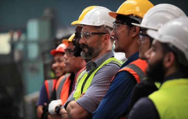 Transform Your Future: Join the 1-Day CSCS Green Card Course in London Today!