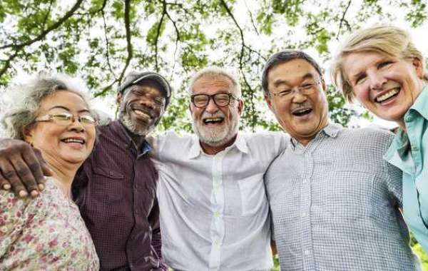 Dating at 75: Finding Companionship Later in Life