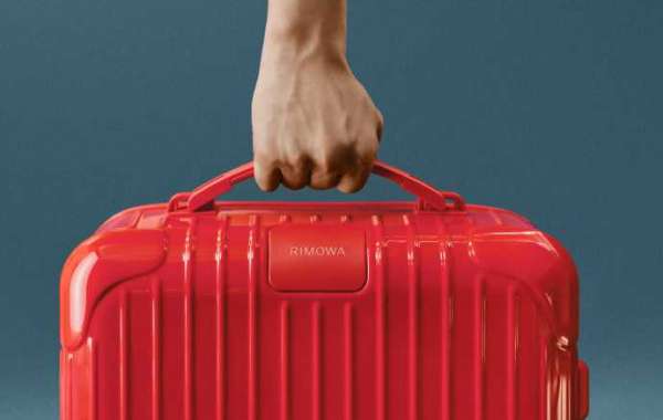 RIMOWA：旅行中的奢華與品質之選