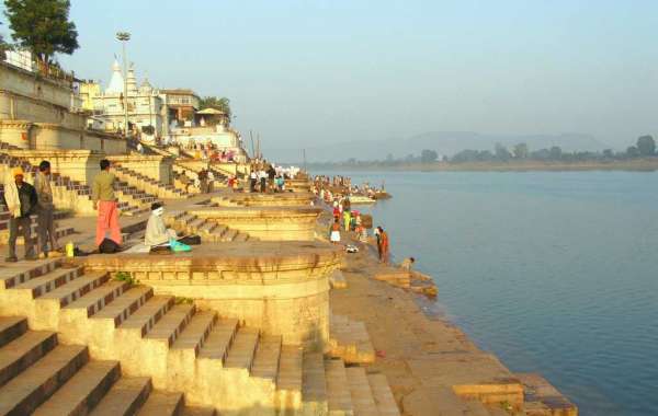 Bhopal to Hoshangabad Taxi