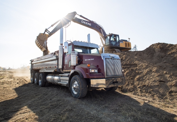Concrete Pavement Lethbridge | Concrete Formwork Lethbridge | Concrete Lethbridge | East Butte Contracting Transport