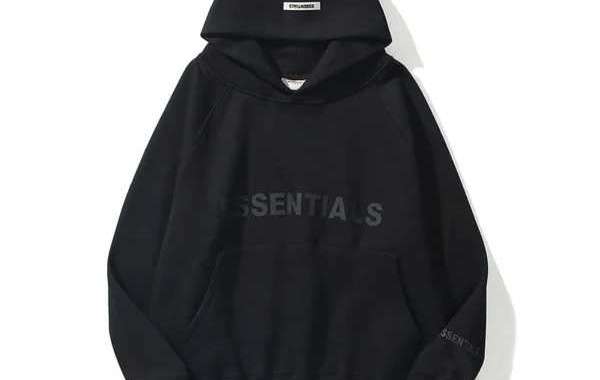 Essentials Hoodie Canada: The Ultimate Blend of Comfort, Style, and Quality