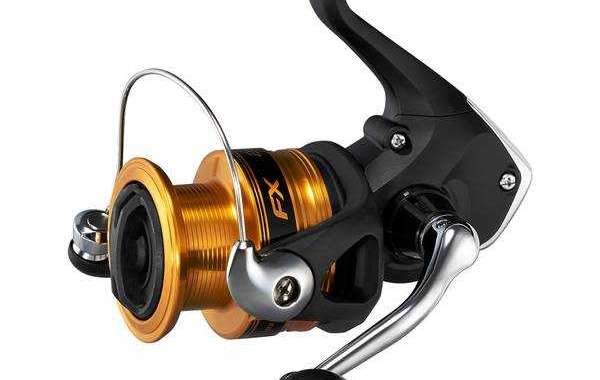 Shimano FX 2500HG Reel and Fishing Rod Performance in Heavy Weather Conditions
