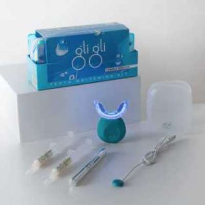 Sparkle Booster Teeth Whitening Kit Profile Picture
