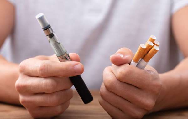 Differences Between Smoking and Vaping for Athletes