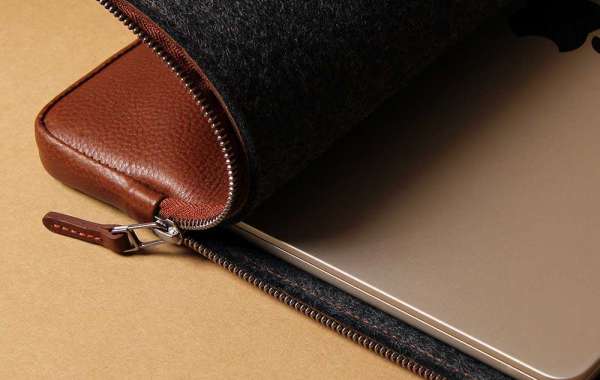Passion for Leather Crafting: Handcrafted Leather Goods, Bags, Wallets, and Leather MacBook Cases