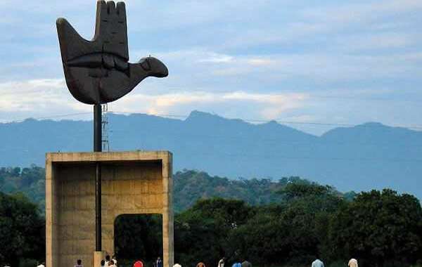 Manali to Chandigarh Cab