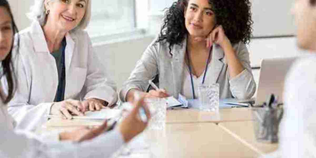 Clinical Data Monitoring Committees