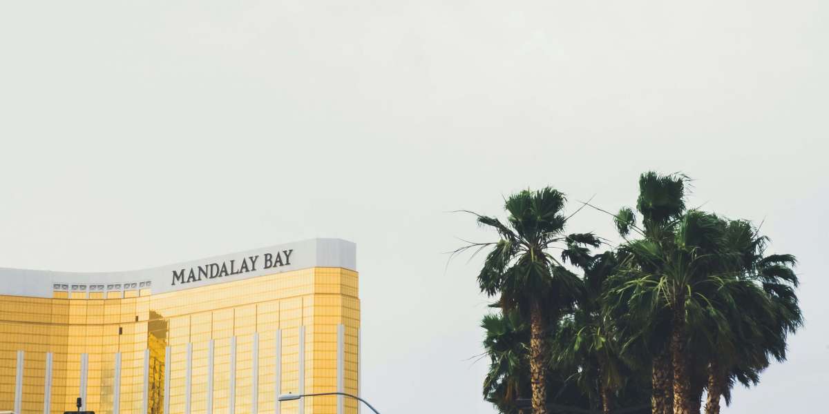 Pros and Cons of Casinos in Australia: A Comprehensive Guide to Gambling Benefits and Risks