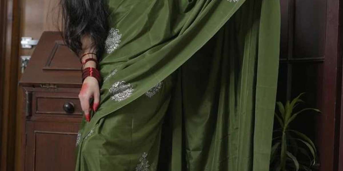 Hand Embroidery Sarees: Timeless Beauty from October Store