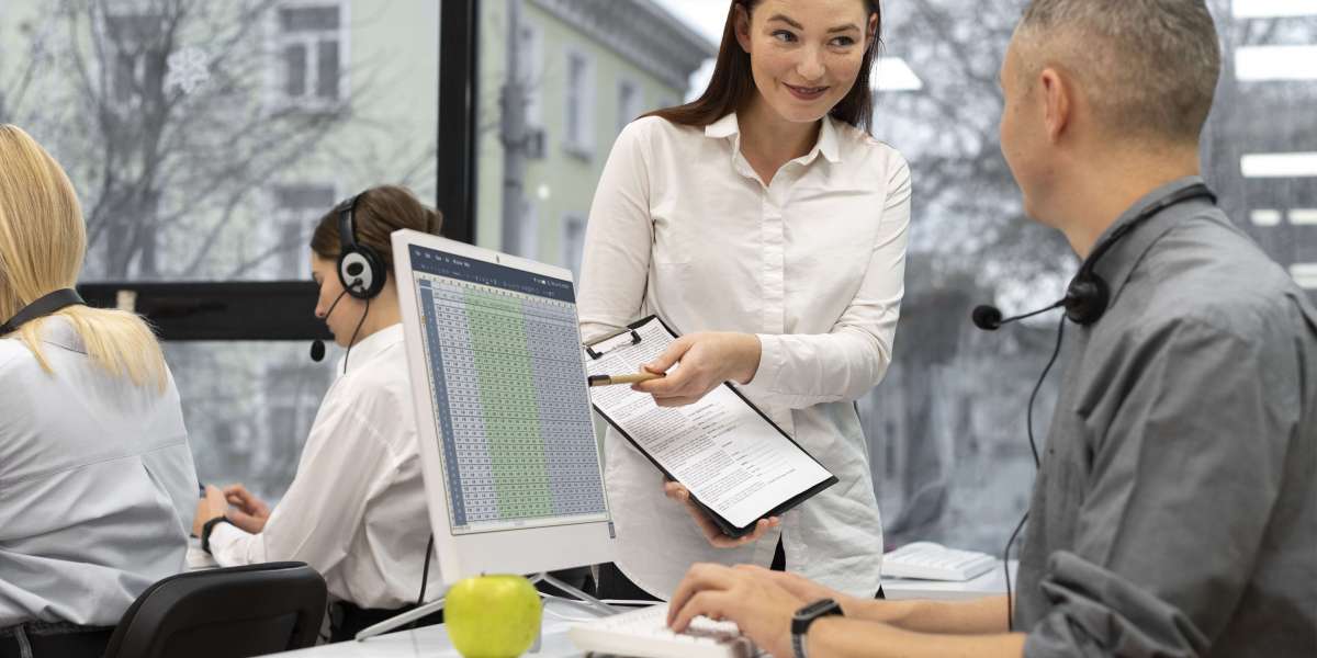 Payroll Outsourcing: A Strategic Advantage for UK Businesses