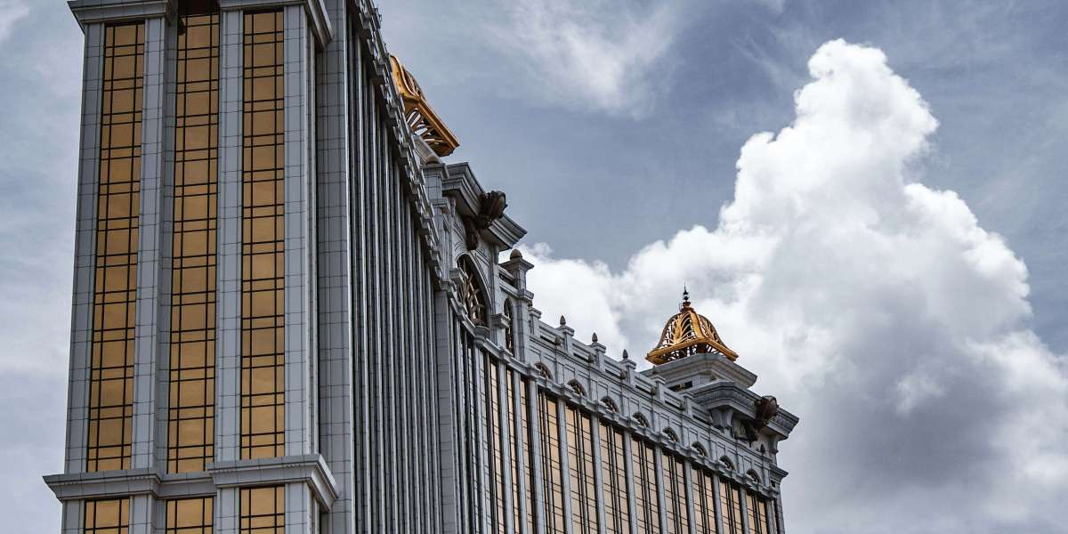 The Ultimate Guide to the Pros and Cons of Casinos: Insights for UK Players