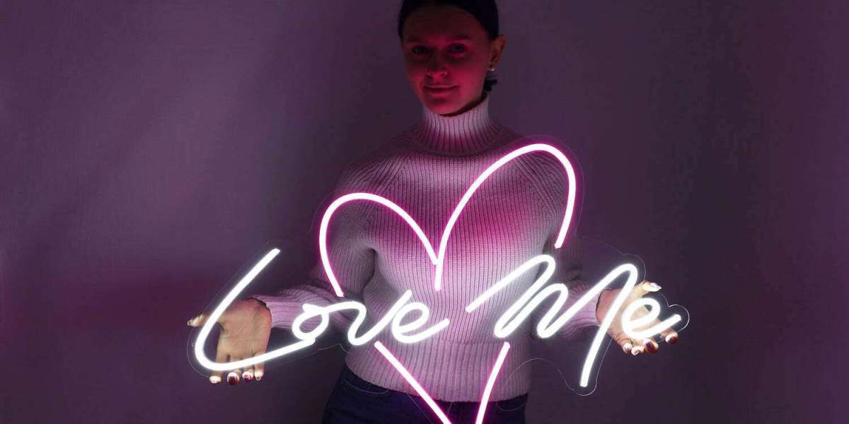 Custom Neon Signs: Brightening Up Your Life