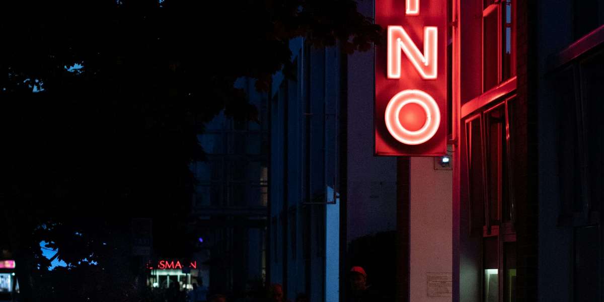De Voor- en Nadelen van Casino's: Alles wat je moet weten over de voor- en nadelen van gokken