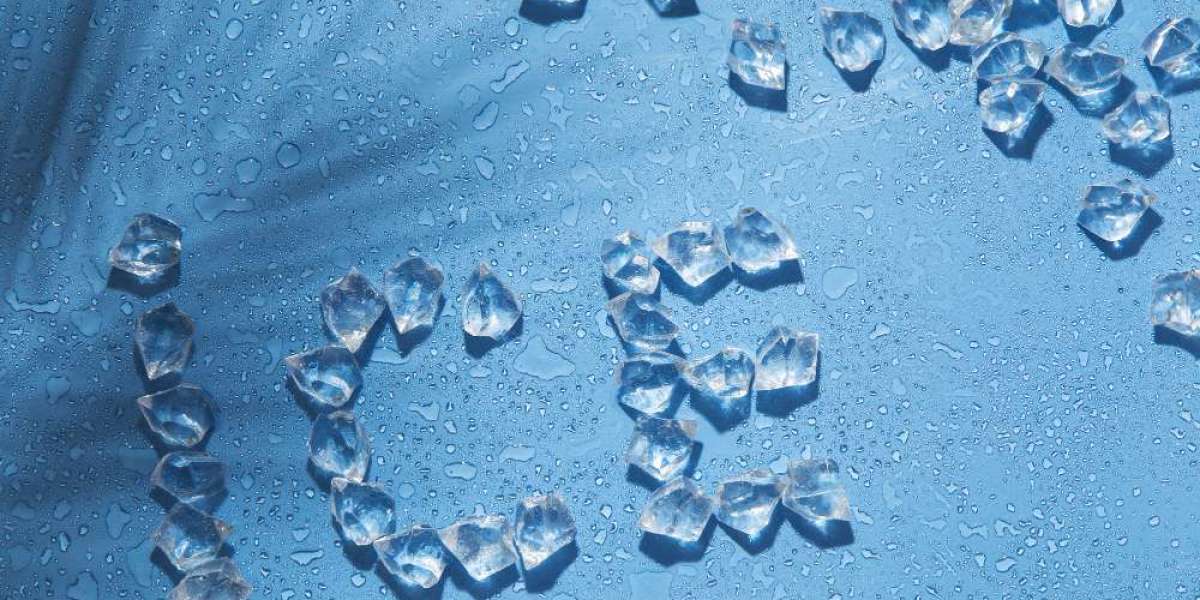 Why Supermarkets & Grocery Stores Rely on Al Kubaisi Ice Factory for Ice Cube Supply