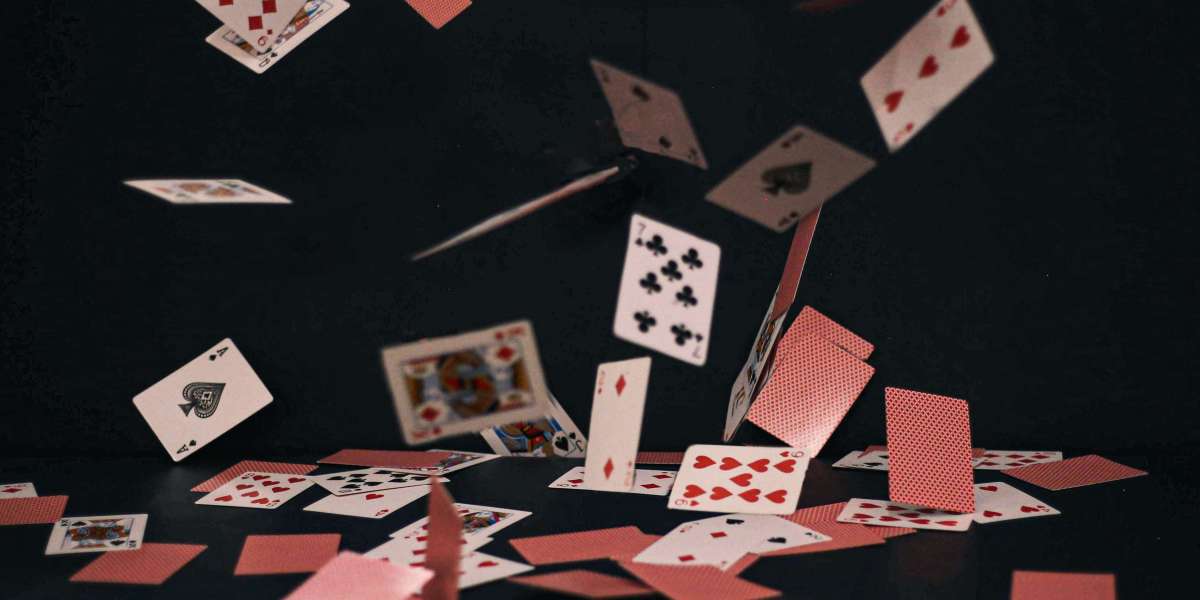 Pros and Cons of Casinos: A Comprehensive Guide to Gambling Benefits and Risks