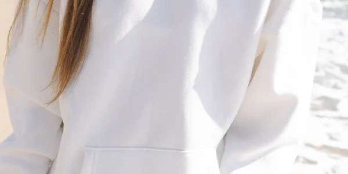 What Makes the Classic Puff Hoodie in Ocean Air a Top Choice for All Seasons?