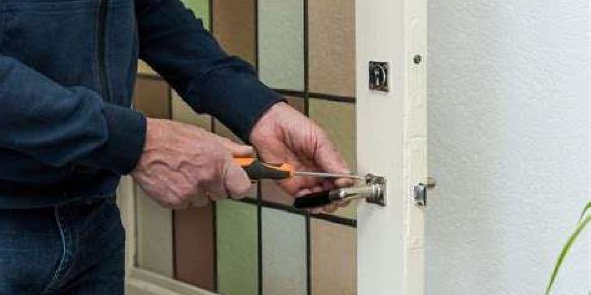 Slotenmaker Borsbeek – Uw Expert in Veiligheid en Snel Herstel