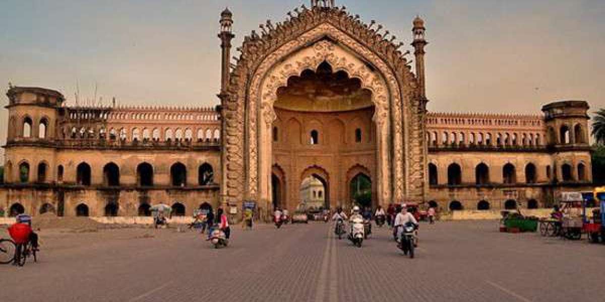 Chandigarh To Lucknow Taxi