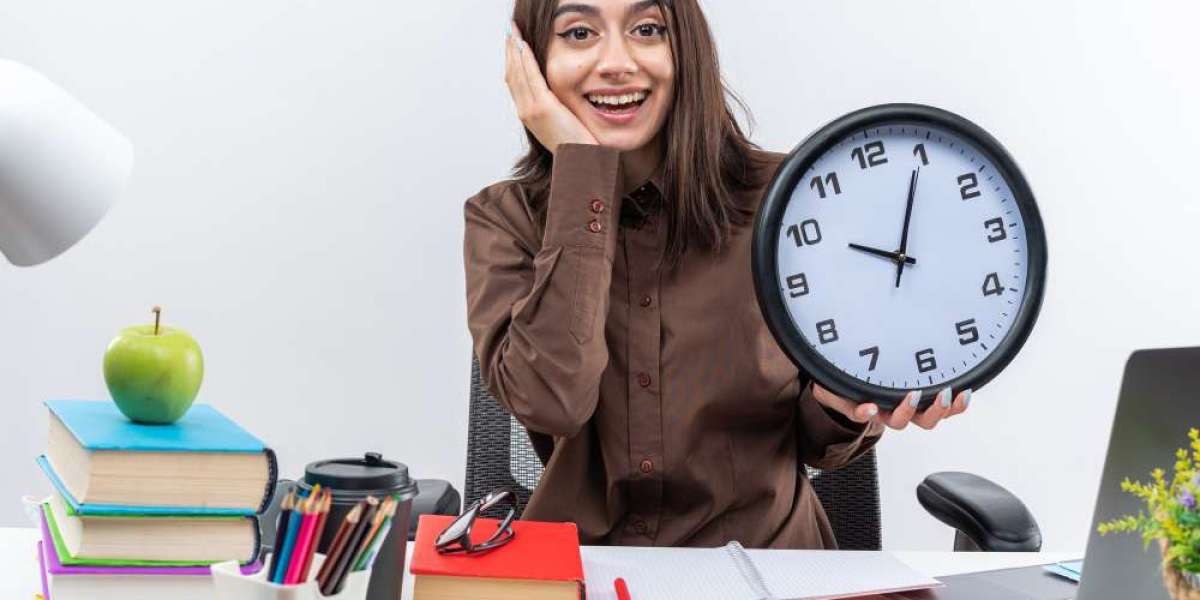 What Is Freelancing and Why More Professionals Are Choosing It Over 9-to-5 Jobs