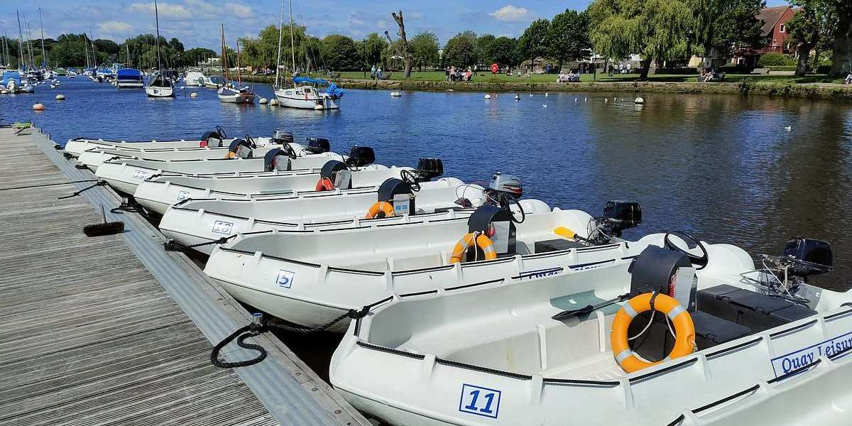 Hire a Boat in Yarra River: Your Gateway to Waterborne Adventure