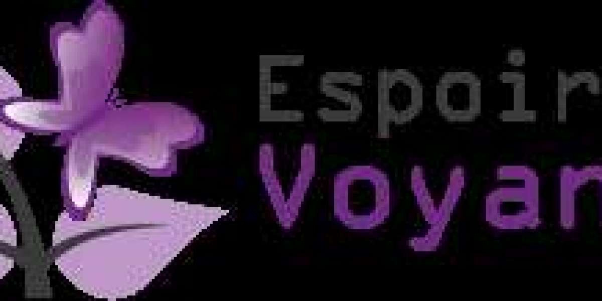 Tirage Carte Gratuit Amour – Vivez l’expérience avec Espoir Voyance