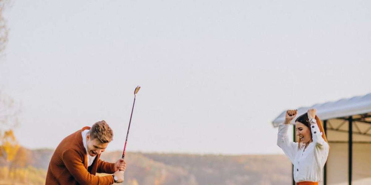 Mens Golf Wear