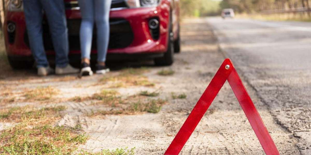 How to Get Car Recovery in the UAE: Desert & Highway Tips