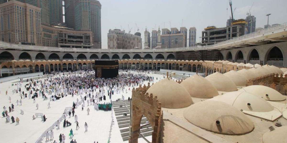 Your Essential Guide to Planning for Umrah 2025