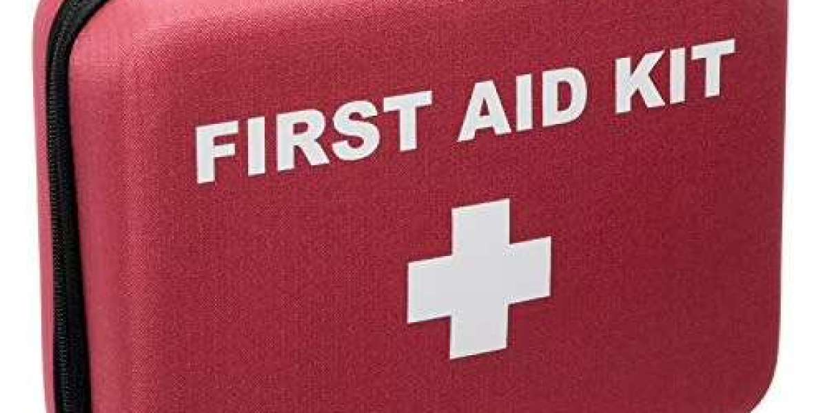 How Yonoel First Aid Kit Helps Maintain Emergency Preparedness