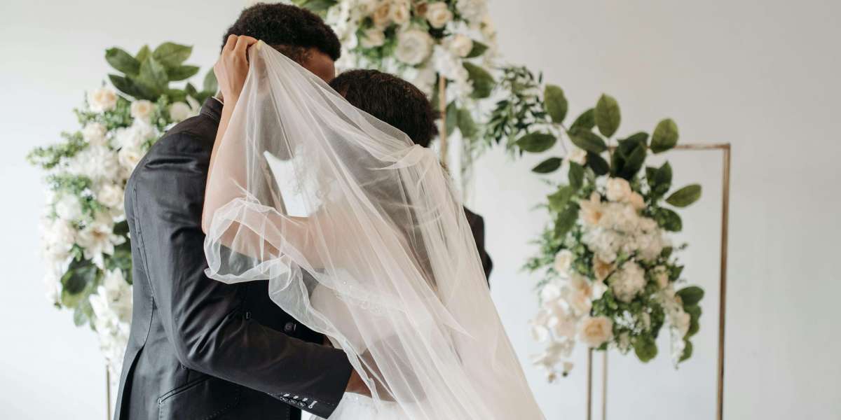 Romance Styles: Latin Passion vs. Western Restraint
