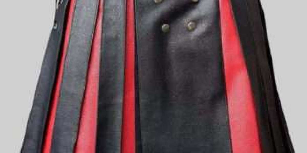 Can Leather Kilts Truly Work as Professional Men’s Attire?