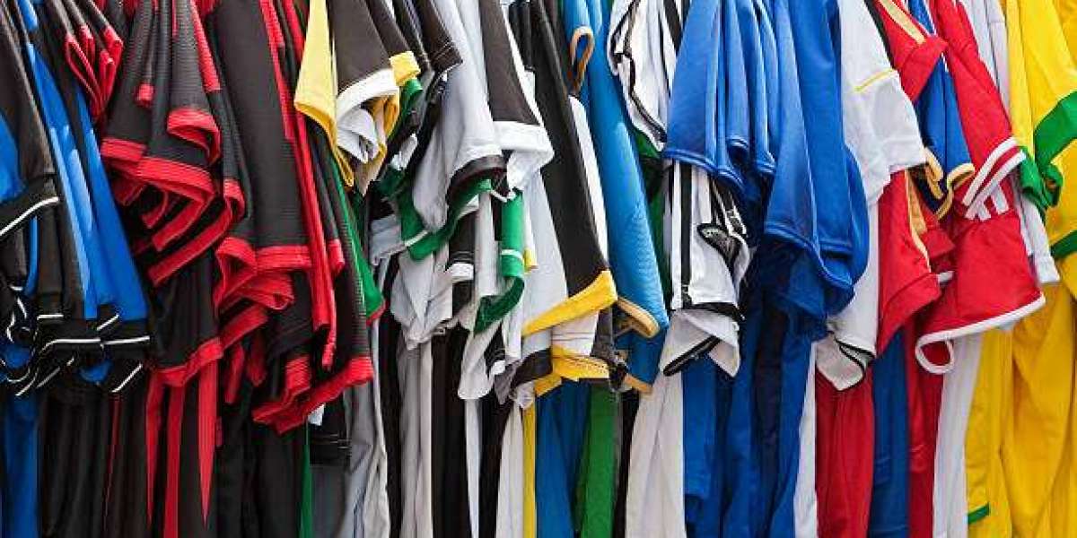 Sports Gear Guide: Soccer Kits and Cricket Kits