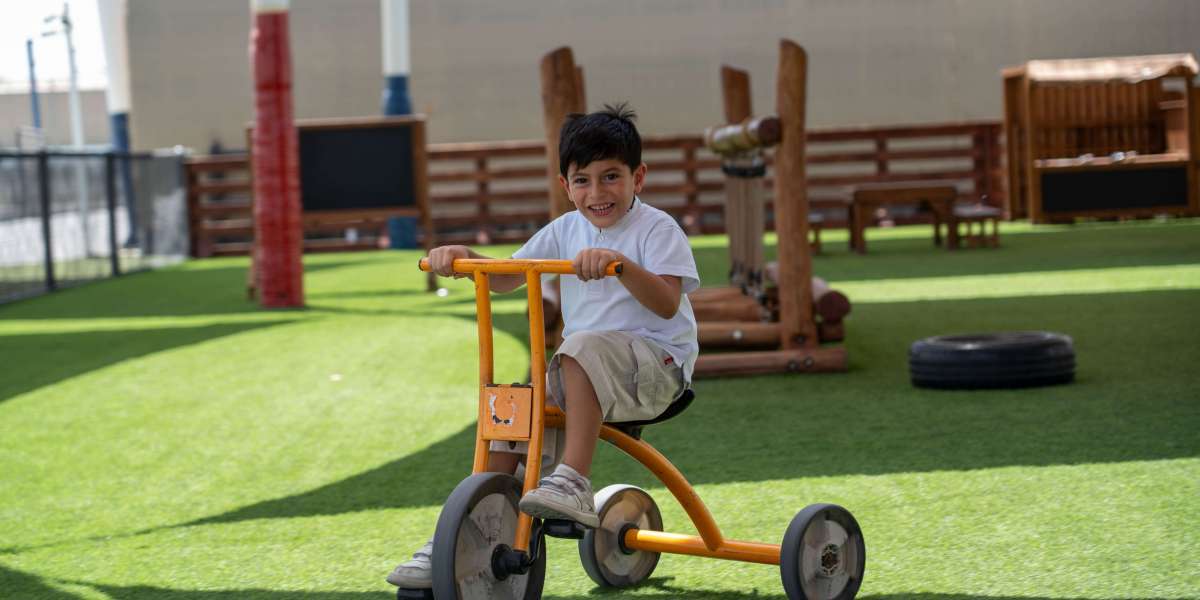 Discover the Top School in UAE | Scholars International Group