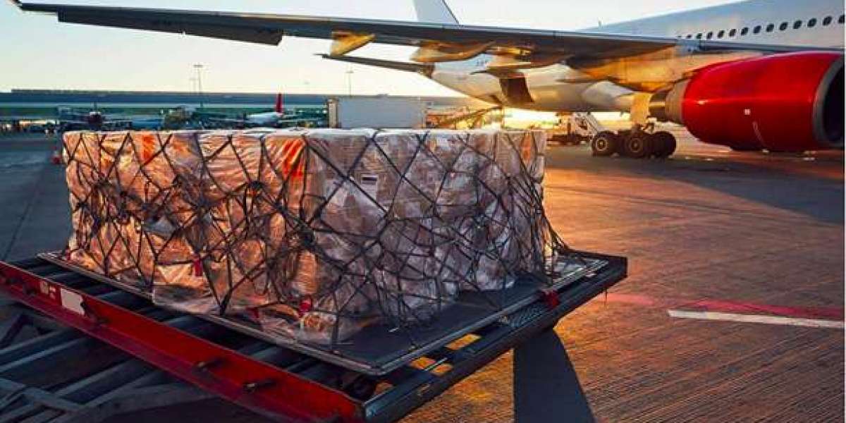 Cargo Services in Dubai to India – Reliable Shipping Solutions for Every Need