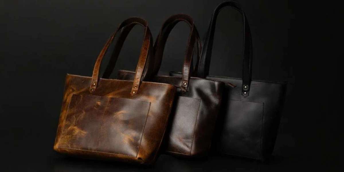 Stylish Leather Tote on Sale – Premium Quality at Unbeatable Prices