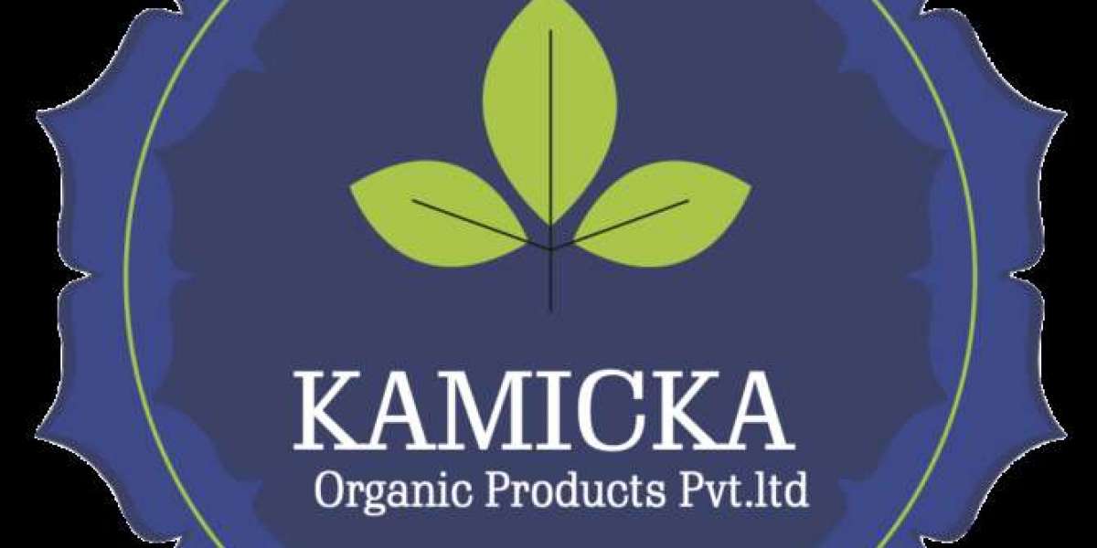 Choosing the Right Baby Care Products Manufacturers for Safe and Natural Parenting