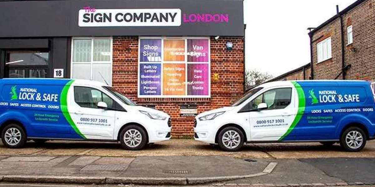 Why Every Business Needs Custom Vehicle Graphics in 2025