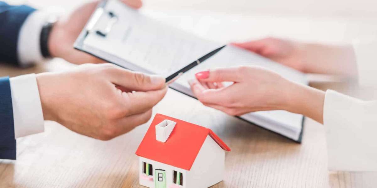 Do Conventional Refinance Rates Vary by State?